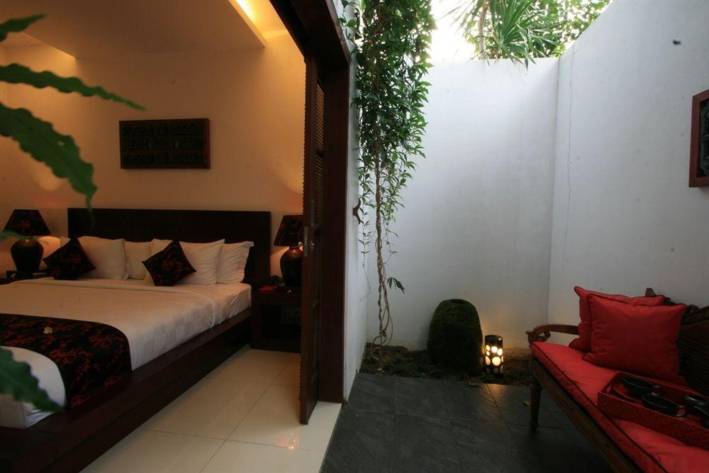 סמיניאק Kamar Kamar Boutique Hotel מראה חיצוני תמונה