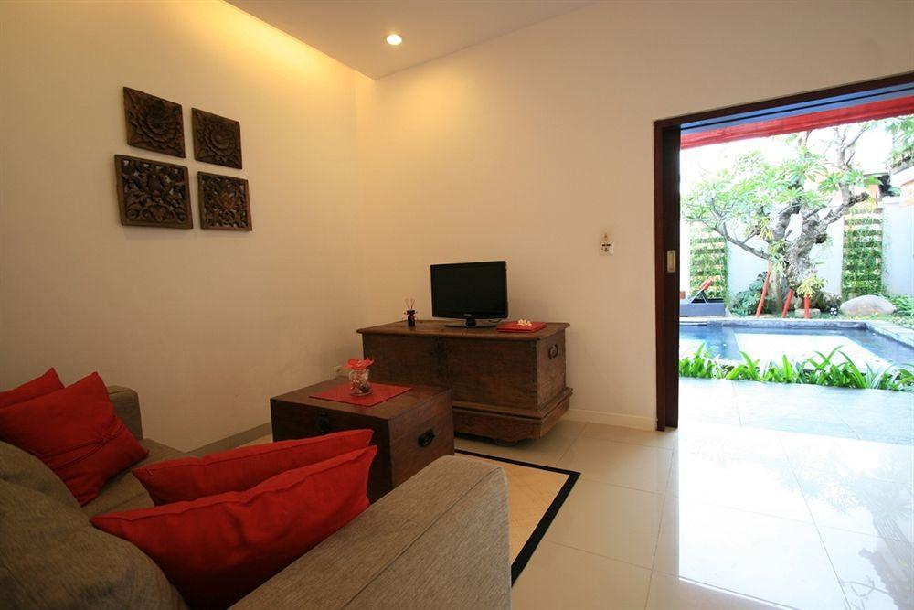 סמיניאק Kamar Kamar Boutique Hotel מראה חיצוני תמונה