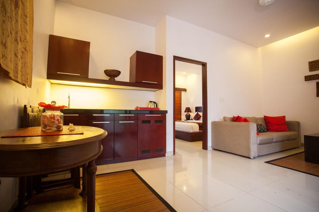 סמיניאק Kamar Kamar Boutique Hotel מראה חיצוני תמונה