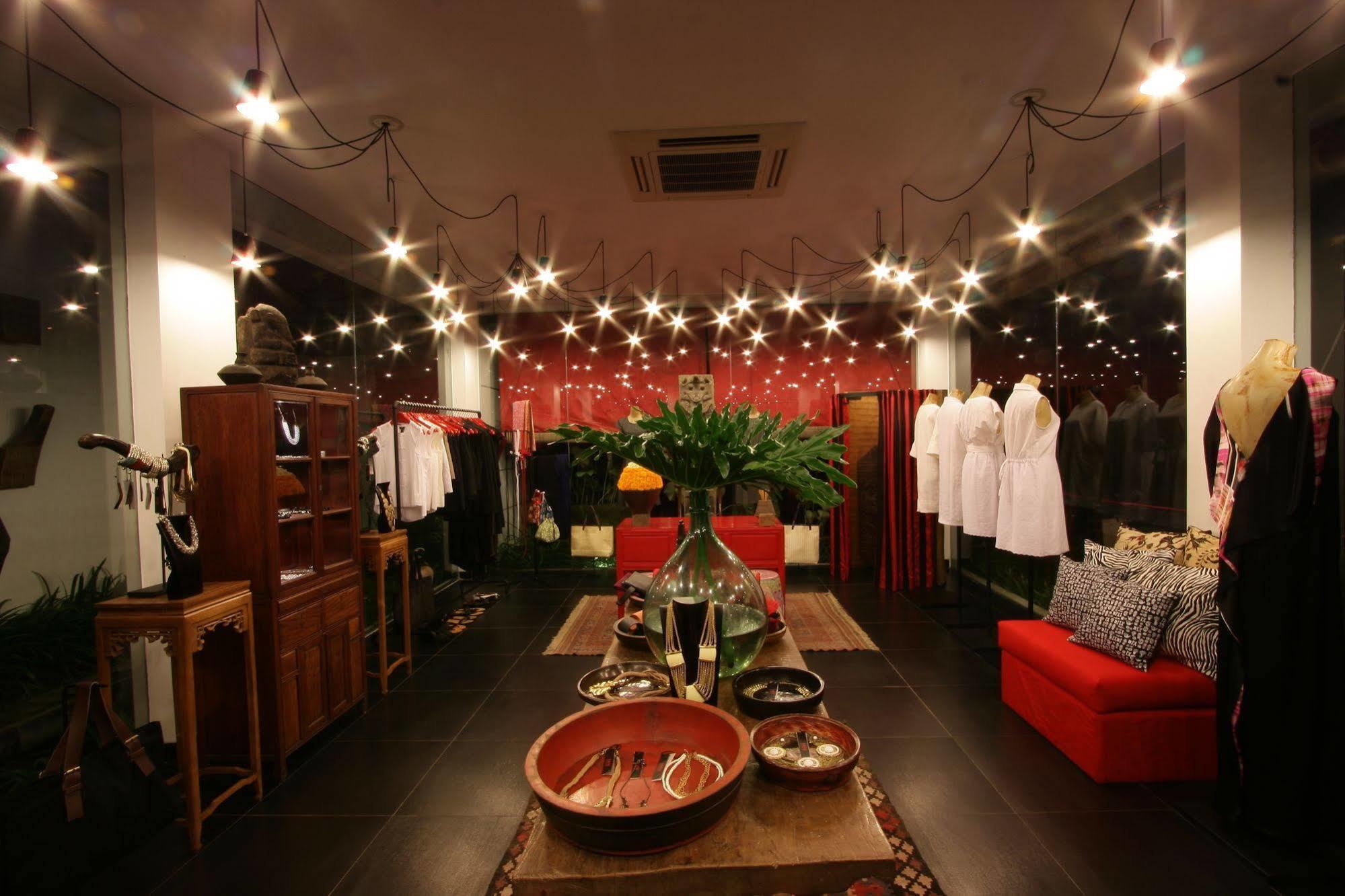 סמיניאק Kamar Kamar Boutique Hotel מראה חיצוני תמונה