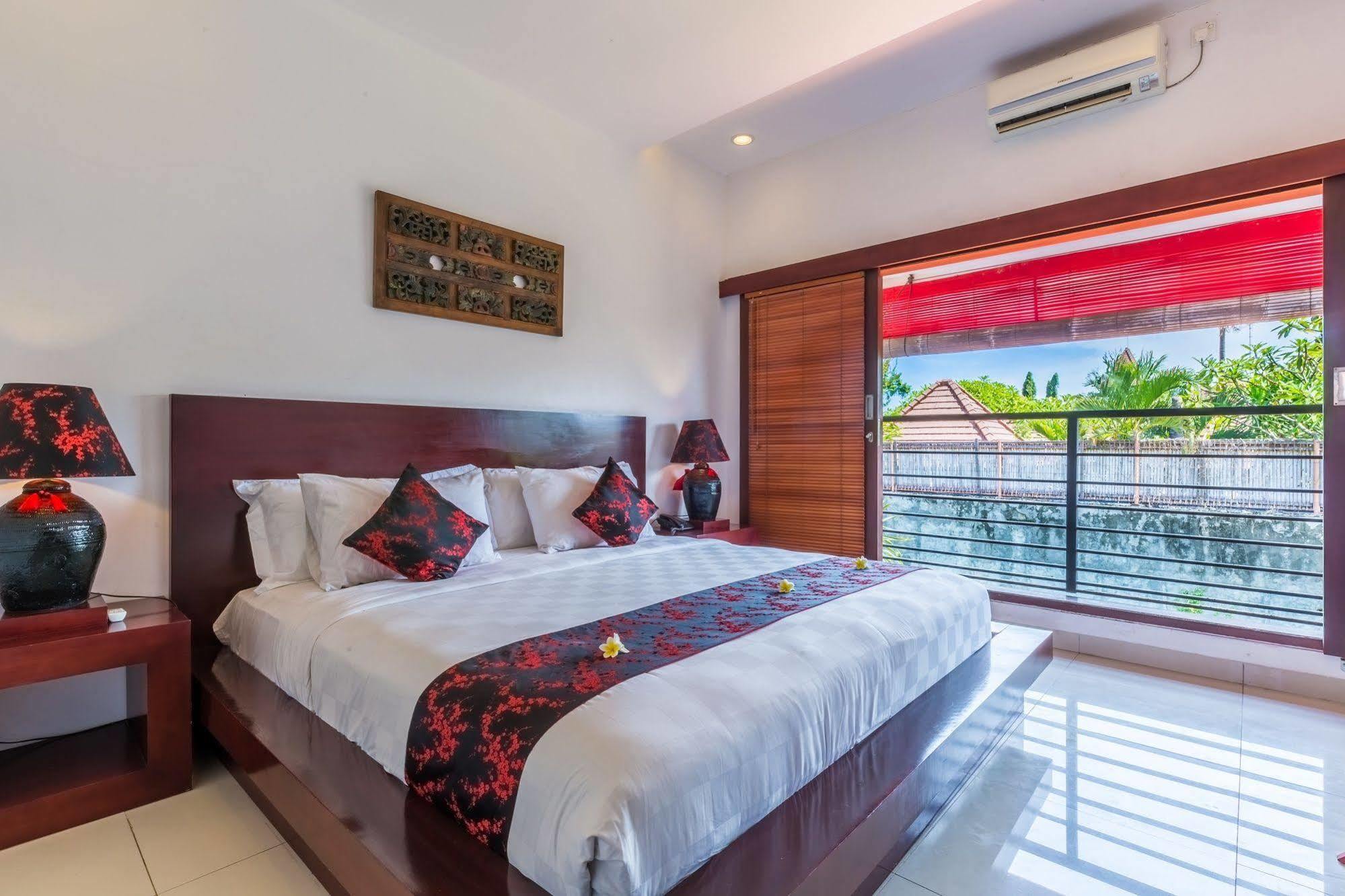 סמיניאק Kamar Kamar Boutique Hotel מראה חיצוני תמונה