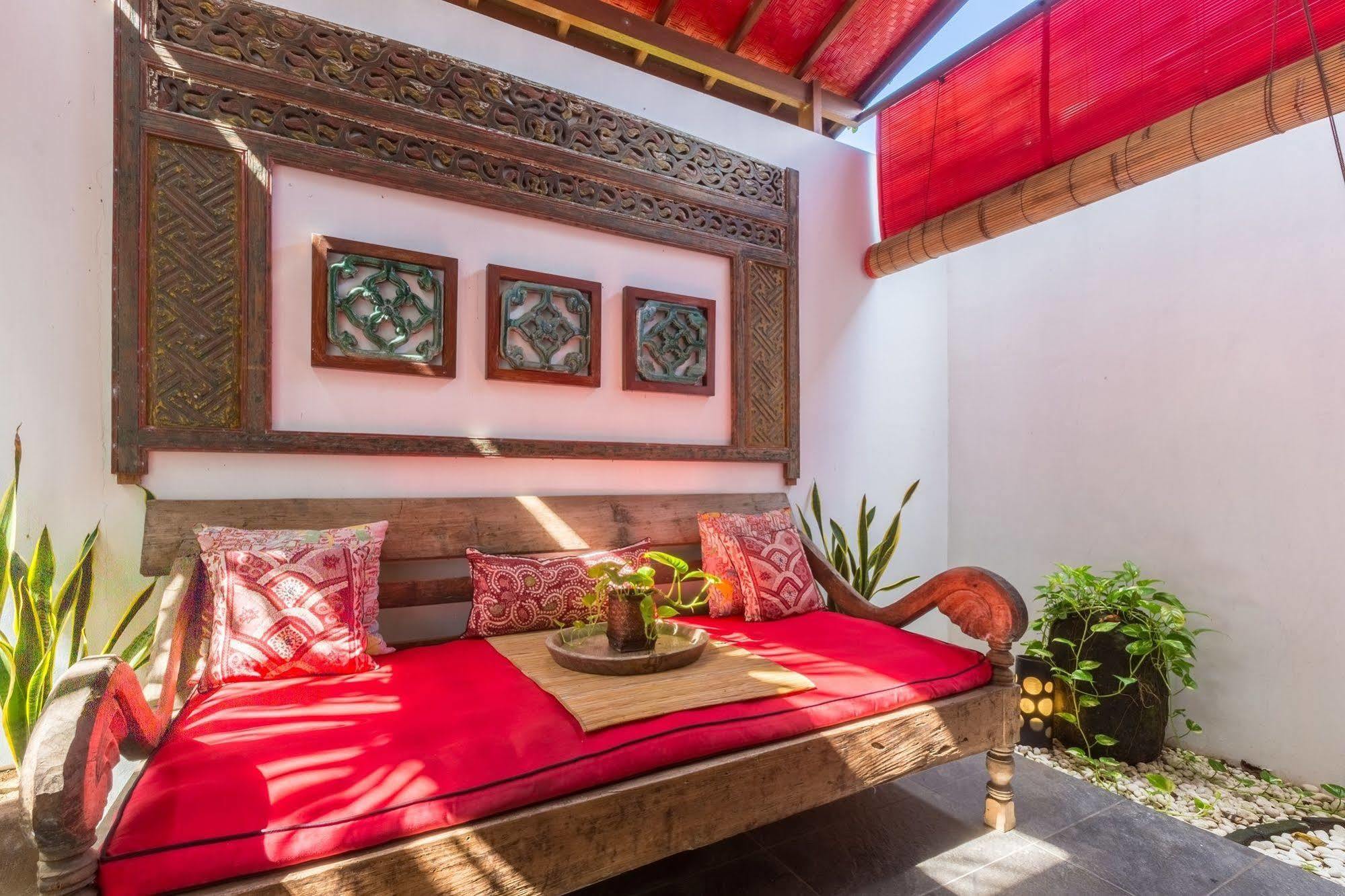 סמיניאק Kamar Kamar Boutique Hotel מראה חיצוני תמונה